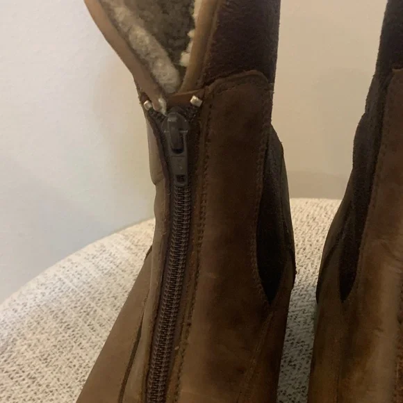 Barbo Cozy Brown Winter Boots with Sherpa Lining - Picture 13 of 14